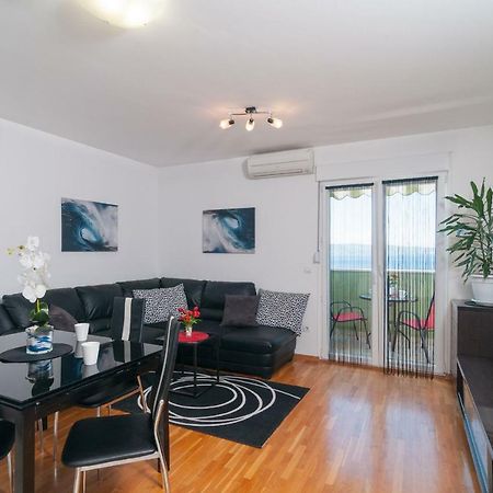 Apartments Beverly أوميس المظهر الخارجي الصورة
