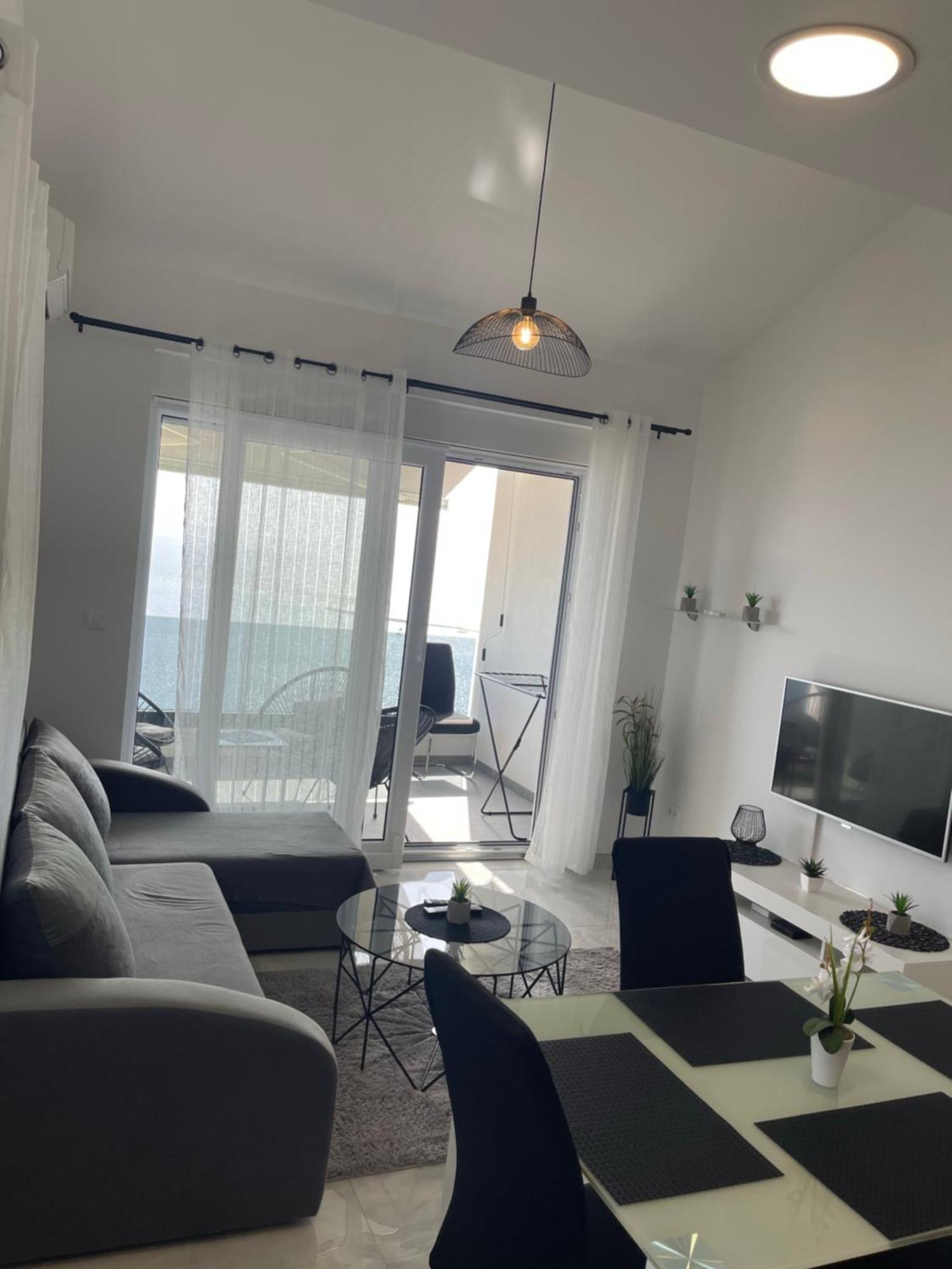 Apartments Beverly أوميس المظهر الخارجي الصورة