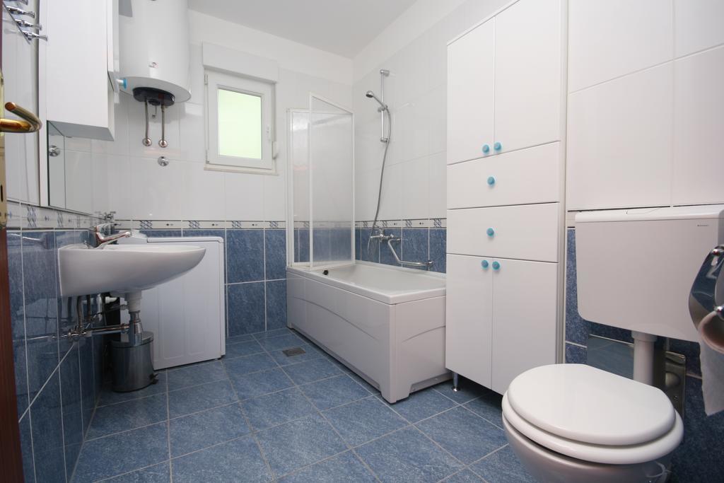 Apartments Beverly أوميس المظهر الخارجي الصورة